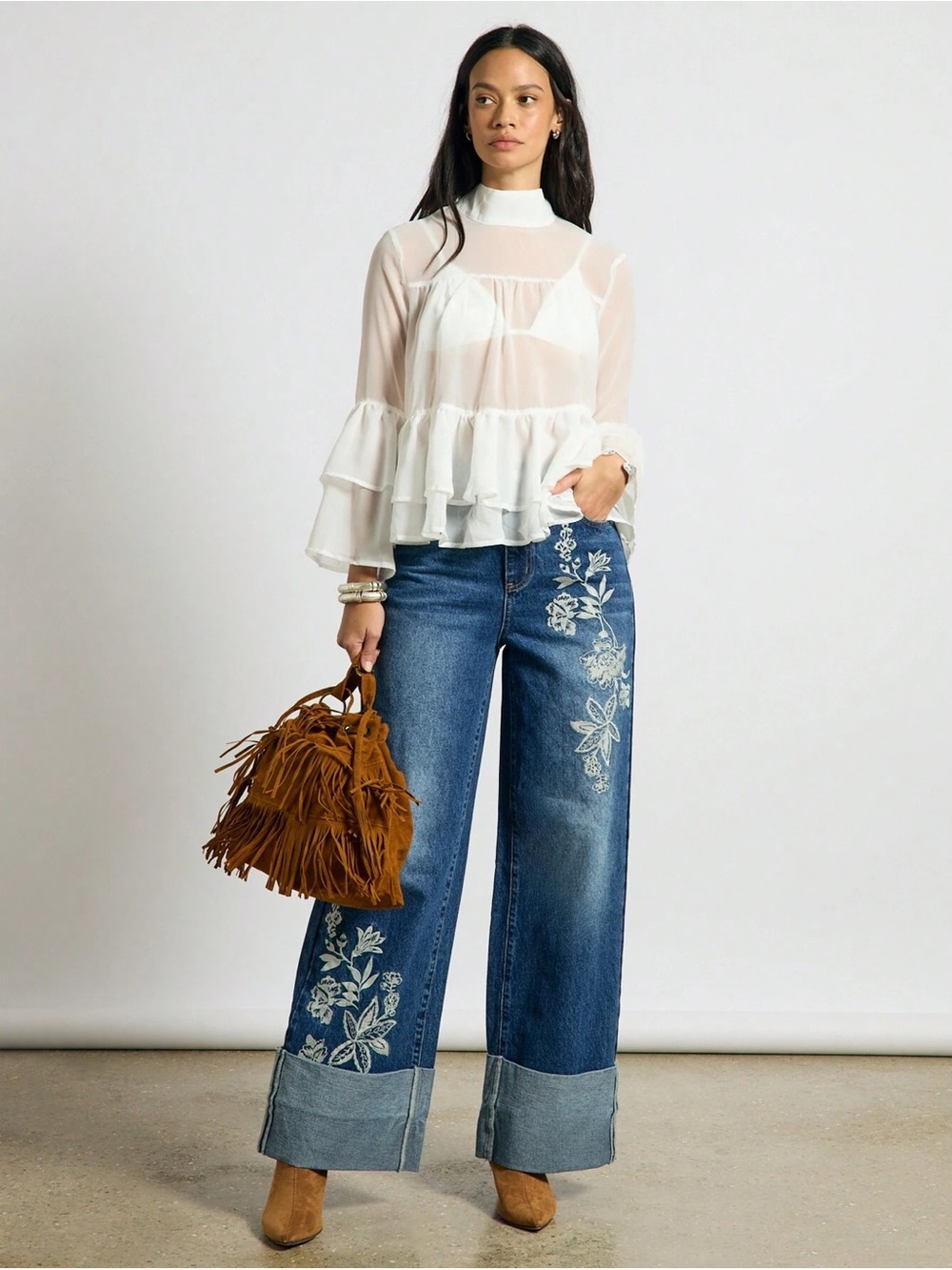 AIIRZ Wide-Leg Blue Cuffed Embroidered Jeans Size 28